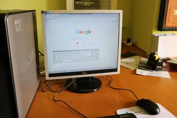 LLegada de los refugiados de Ucrania al albergue Os Biocos de San Xoan de Río (3)