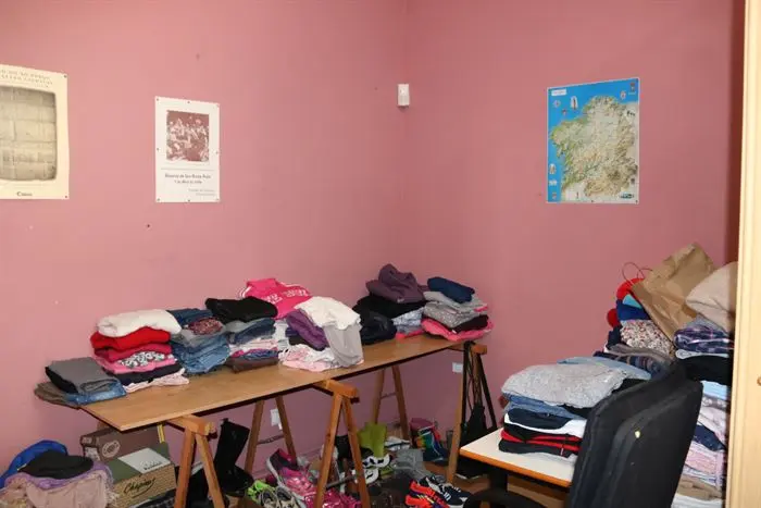 LLegada de los refugiados de Ucrania al albergue Os Biocos de San Xoan de Río (13)