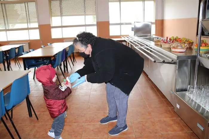 LLegada de los refugiados de Ucrania al albergue Os Biocos de San Xoan de Río (14)