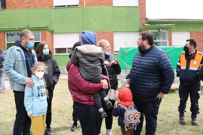 LLegada de los refugiados de Ucrania al albergue Os Biocos de San Xoan de Río (17)