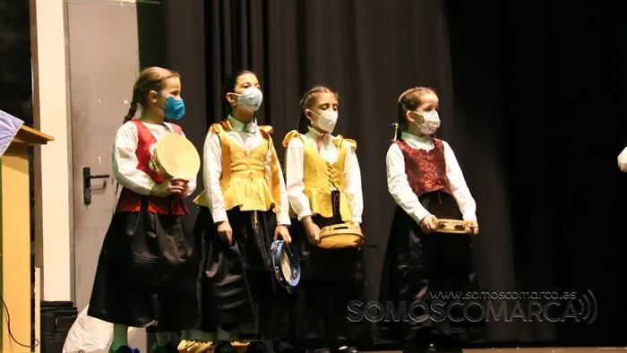 Concierto de Abertal en el Avenida de A Rúa en favor de los refugiados ucranianos (4)