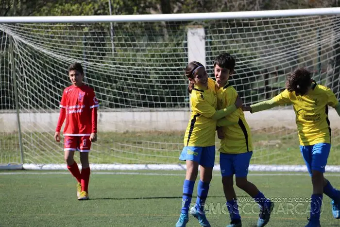 somoscomarca_cdrua_vicente solarat_juveniles_alecines_cadetes_2022_04_02 (16)