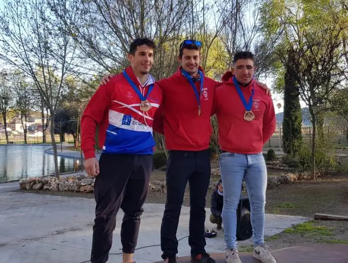 Fluvial Barco en Camarasa Lleida. Cto patrullas y 2ª Copa Clasica Sprint (2)