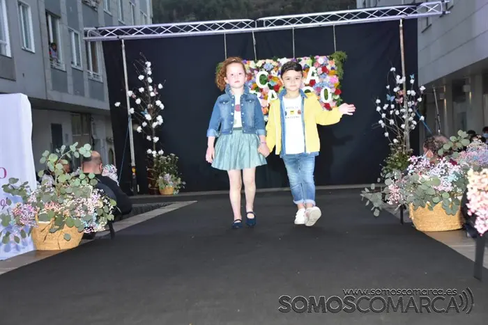 somoscomarca_desfilemoda_obarco_09_04_2022 (8)