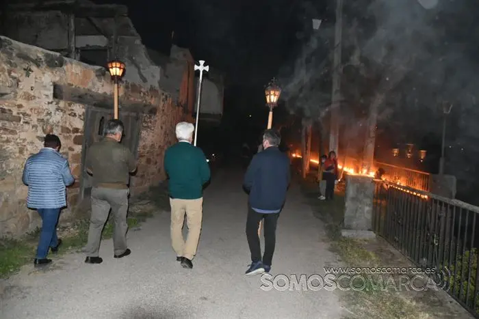 Procesión de los Caracoles en O Castro. Semana Santa 2022 (21)