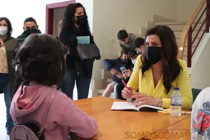 somoscomarca_presentacionlibro_rubiá_evaiglesias_23_04_2022 (7)