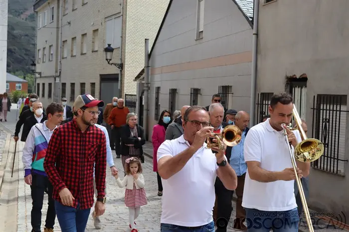 somoscomarca_procesión_sobradelo_fiestas_25_04_2022 (35)