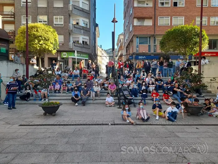 Maios e maxia na rua neste primeiro de maio (1)