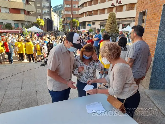 Maios e maxia na rua neste primeiro de maio (8)