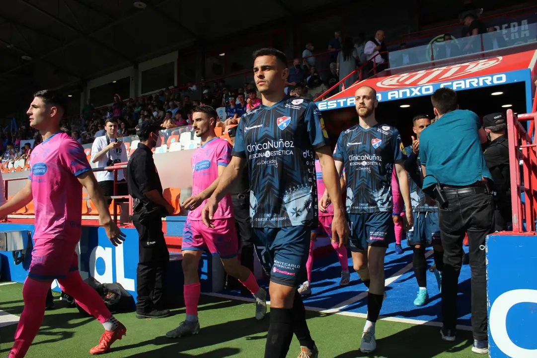 Encuentro en el Anxo Carro del CD Barco y el Ourense FC (5)