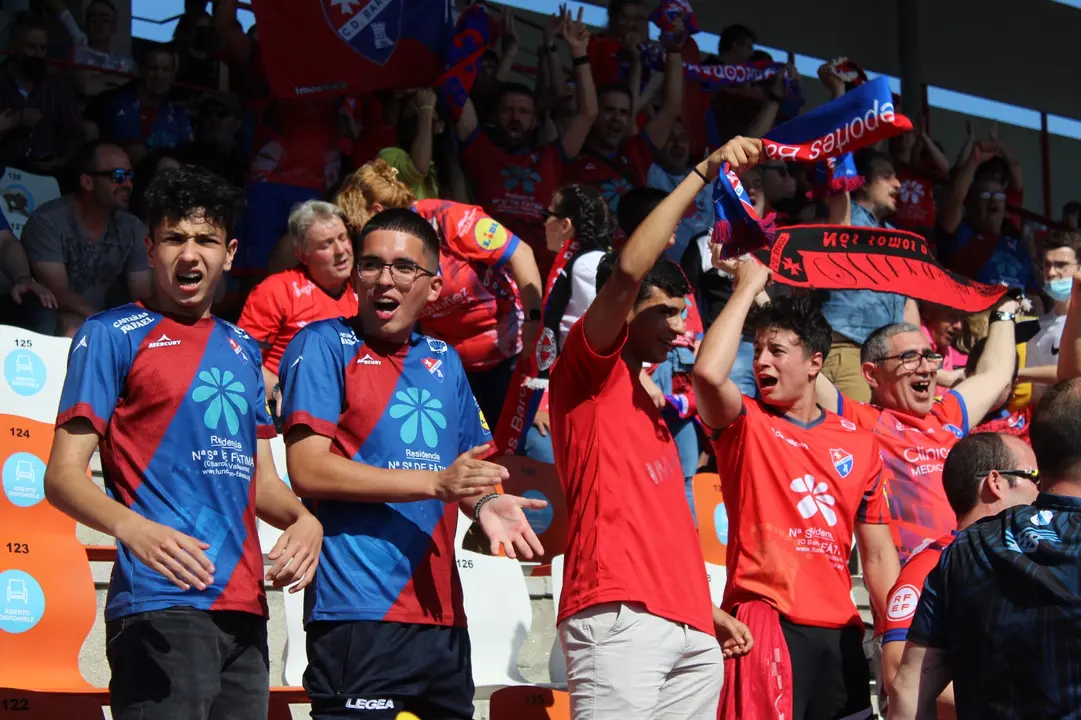 Encuentro en el Anxo Carro del CD Barco y el Ourense FC (10)