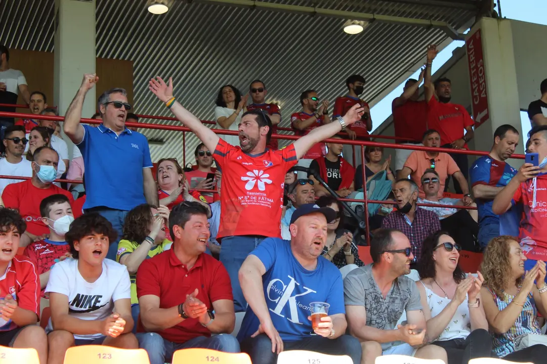 Encuentro en el Anxo Carro del CD Barco y el Ourense FC (22)
