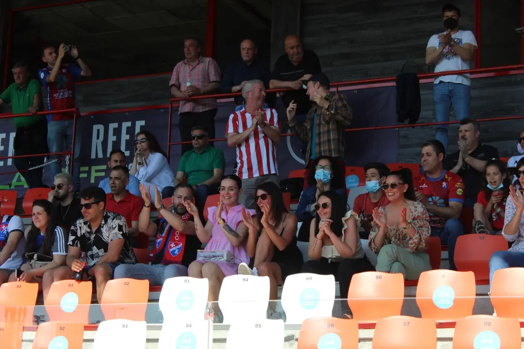 Encuentro en el Anxo Carro del CD Barco y el Ourense FC (24)