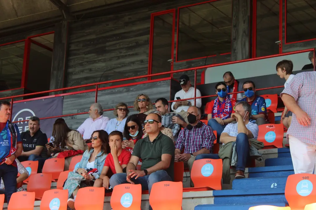 Encuentro en el Anxo Carro del CD Barco y el Ourense FC (29)