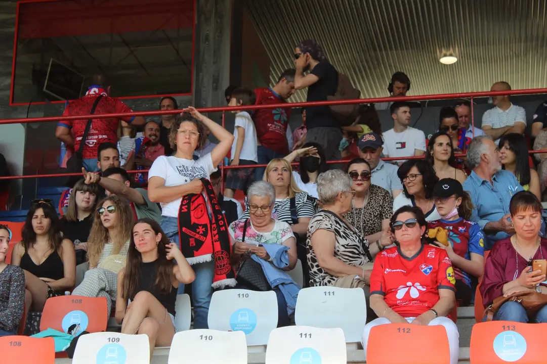 Encuentro en el Anxo Carro del CD Barco y el Ourense FC (30)