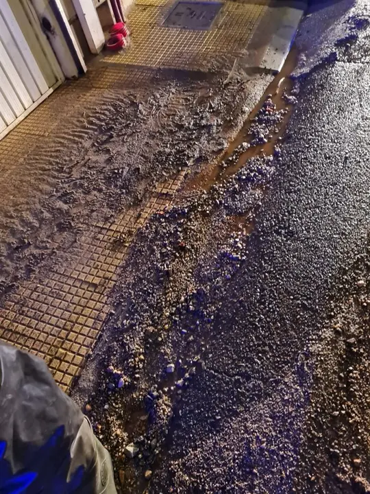 Inundación vivienda Avenida del Bierzo el sábado 14 de mayo 2022 (6)