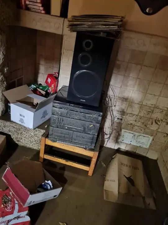 Inundación vivienda Avenida del Bierzo el sábado 14 de mayo 2022 (10)