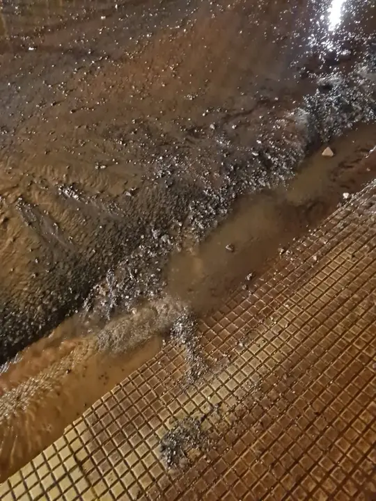 Inundación vivienda Avenida del Bierzo el sábado 14 de mayo 2022 (16)