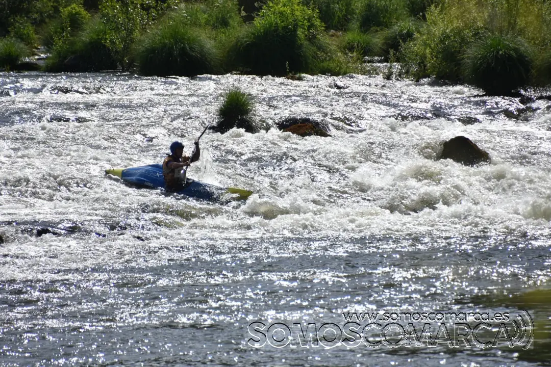 somoscomarca_fluvialbarco_descenso_Aguasbravas_palistas_obarco_2022-05-15 (1)