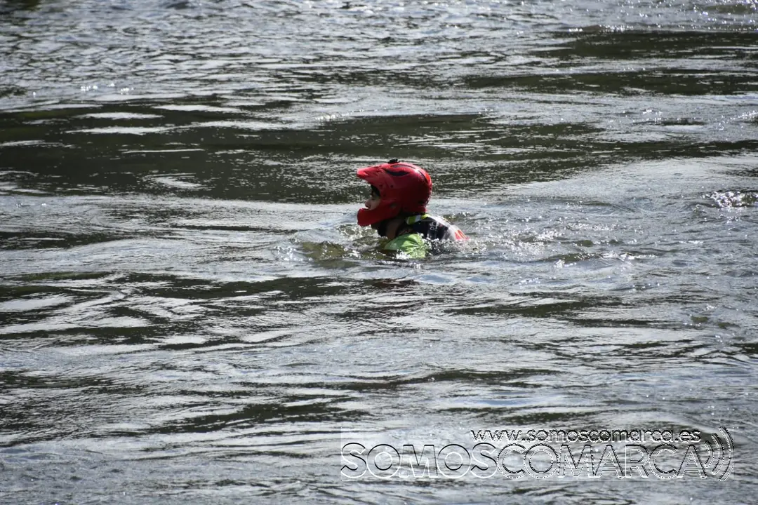 somoscomarca_fluvialbarco_descenso_Aguasbravas_palistas_obarco_2022-05-15 (8)
