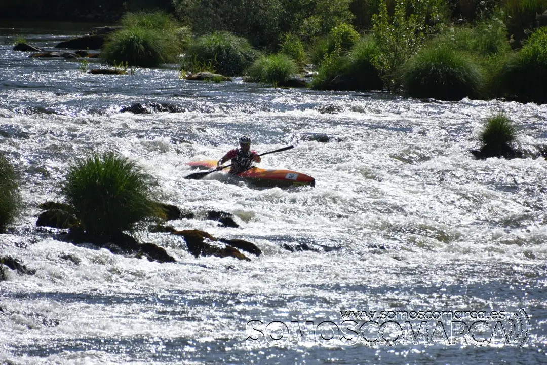 somoscomarca_fluvialbarco_descenso_Aguasbravas_palistas_obarco_2022-05-15 (13)
