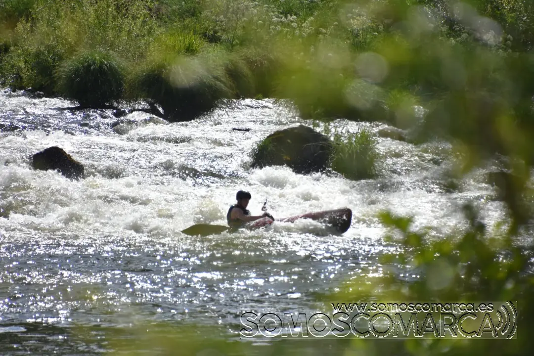 somoscomarca_fluvialbarco_descenso_Aguasbravas_palistas_obarco_2022-05-15 (17)