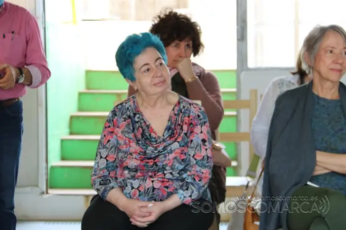 Valentín Garcia entrega o premio do concurso das Letras Galegas no colexio Virxe do Camiño de Rubiá (23)
