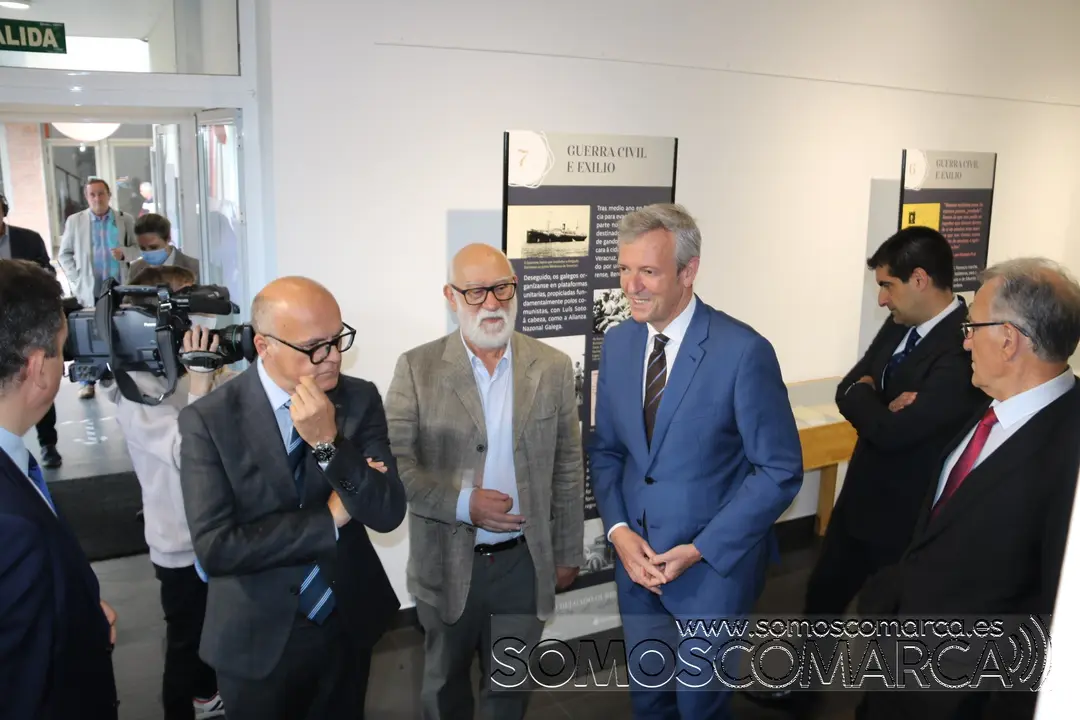 somoscomarca_obarco_roygalan_alfonsorueda_letrasgaleda_teatrolauroolmo_manuelbaltar_alfredogarcia_alcaldes_gabrielalen_victorfreixanes_diasdasletraS_florencio_2022-05-17 (10)