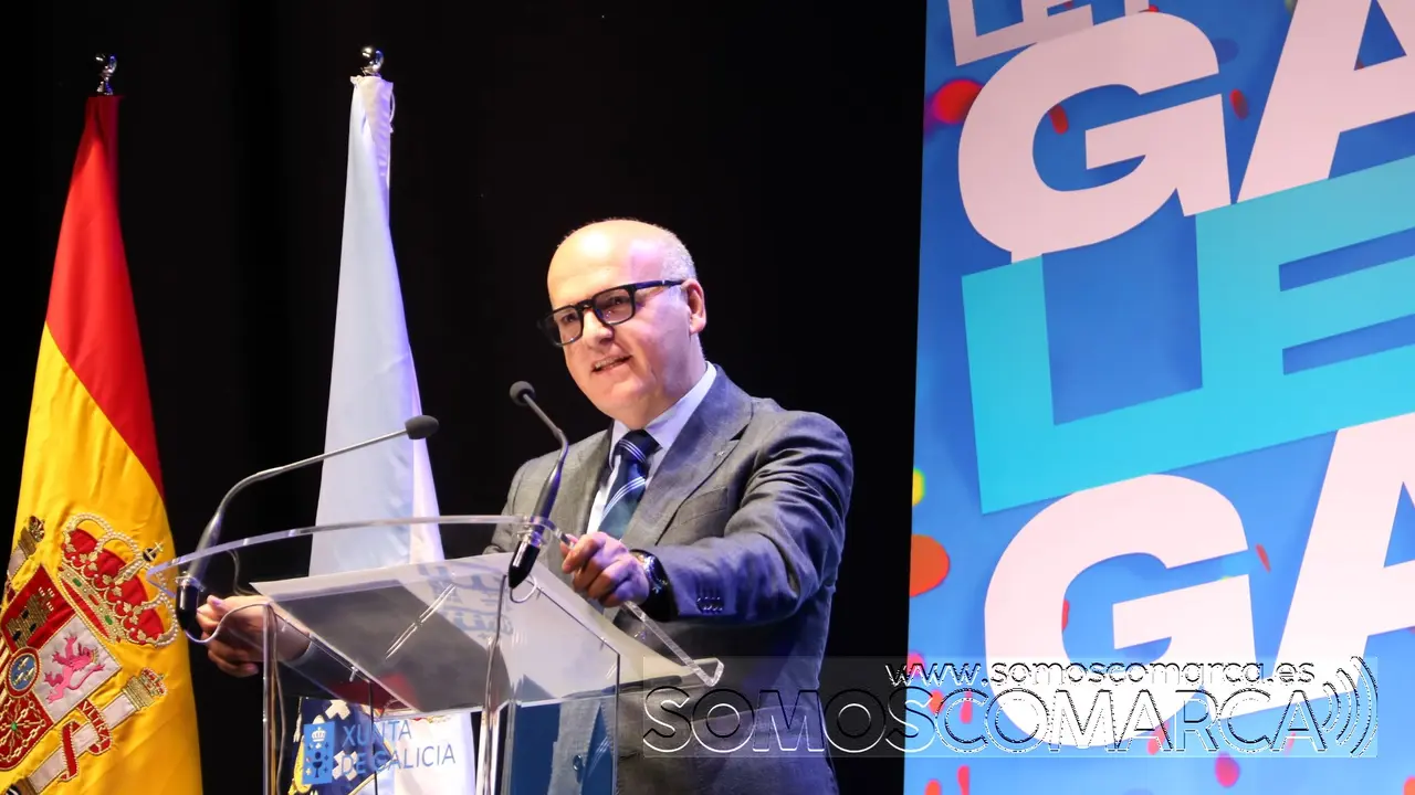 somoscomarca_obarco_roygalan_alfonsorueda_letrasgaleda_teatrolauroolmo_manuelbaltar_alfredogarcia_alcaldes_gabrielalen_victorfreixanes_diasdasletraS_florencio_2022-05-17 (20)