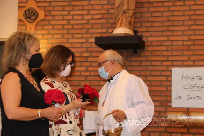 Misa de Santa Rita presidida por el obispo y bendición de las rosas (16)