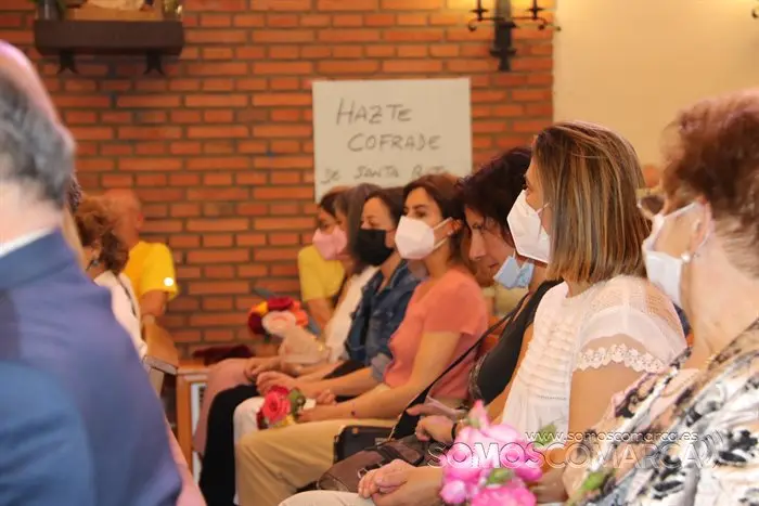 Misa de Santa Rita presidida por el obispo y bendición de las rosas (23)