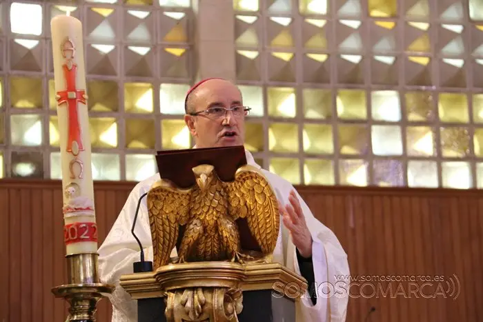 Misa de Santa Rita presidida por el obispo y bendición de las rosas (45)