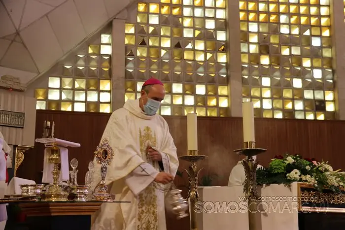 Misa de Santa Rita presidida por el obispo y bendición de las rosas (55)