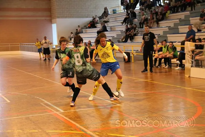 Encuejntro entre el Rua Valdeorras Futbol Sala y el Atlético Arnia 2-2 (17)