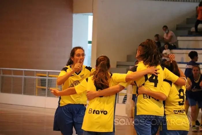 Encuejntro entre el Rua Valdeorras Futbol Sala y el Atlético Arnia 2-2 (20)
