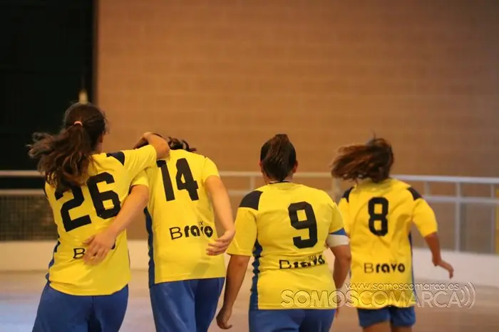 Encuejntro entre el Rua Valdeorras Futbol Sala y el Atlético Arnia 2-2 (21)