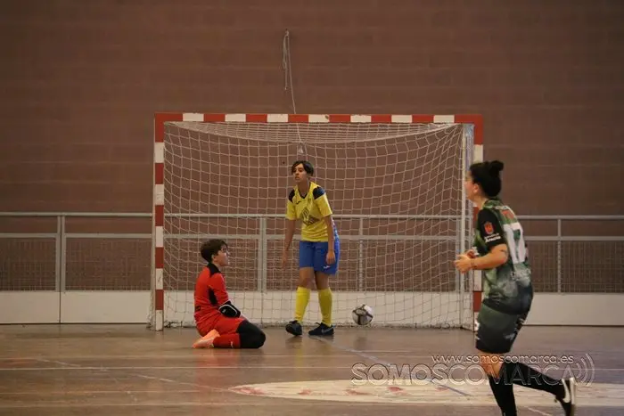 Encuejntro entre el Rua Valdeorras Futbol Sala y el Atlético Arnia 2-2 (35)