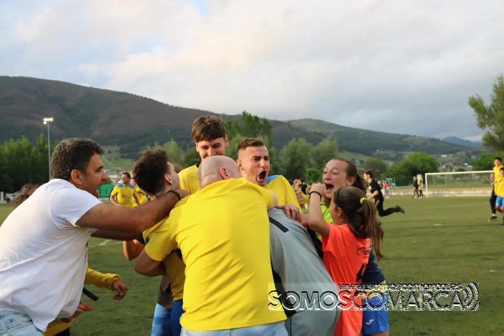 somoscomarca_cdruaascendo_penaltis_gente_arua_futbol_jugadores_2022-05-22 (9)