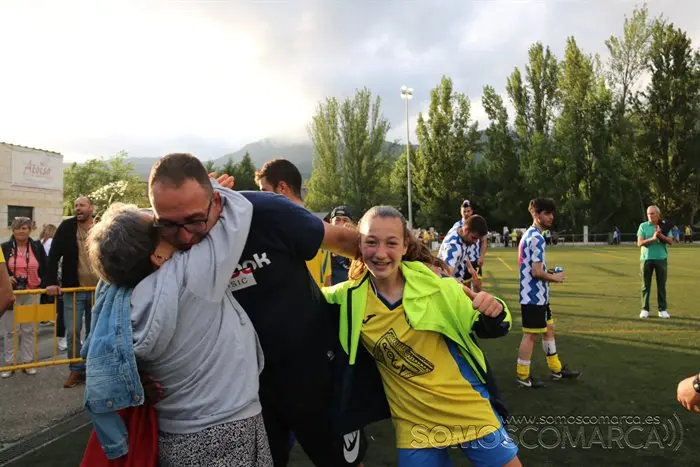 El Rúa a un paso del ascenso tras ganar los penaltis (2)