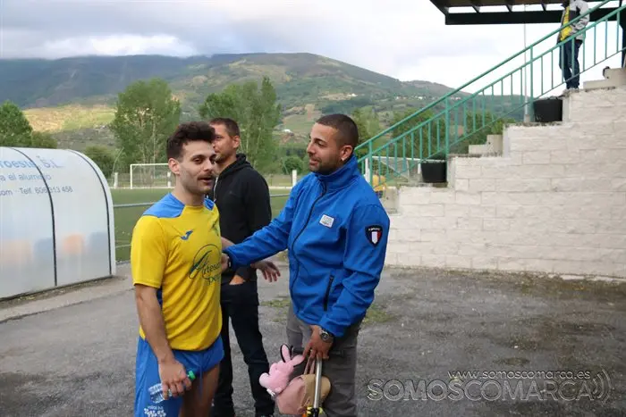 El Rúa a un paso del ascenso tras ganar los penaltis (4)