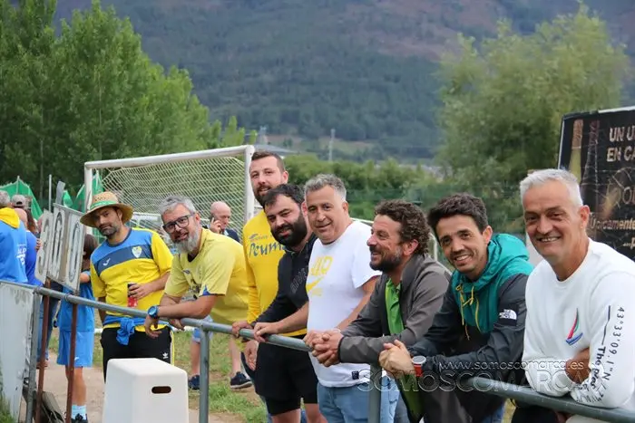 El Rúa a un paso del ascenso tras ganar los penaltis (8)