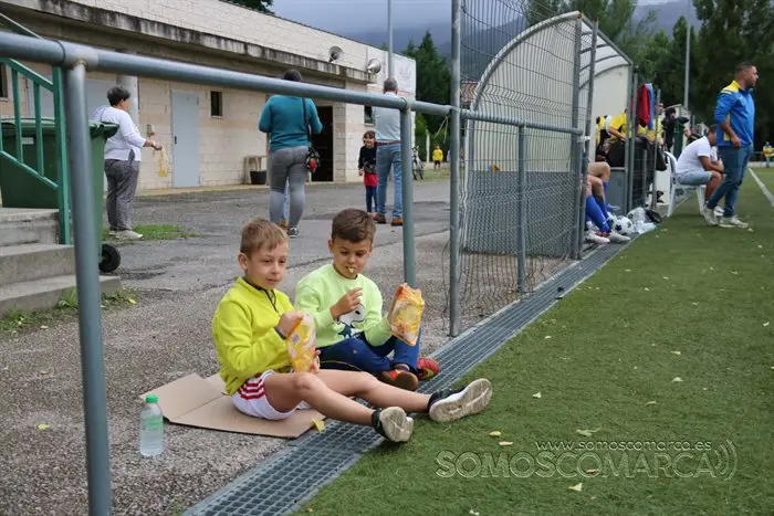 El Rúa a un paso del ascenso tras ganar los penaltis (25)