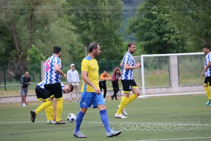 El Rúa a un paso del ascenso tras ganar los penaltis (37)