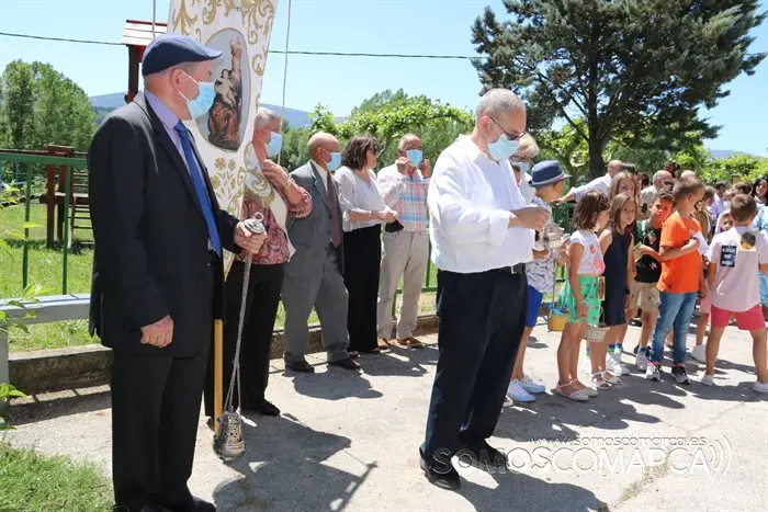 Misa e procesión da Ascensión en Rubiá 2022 (20)