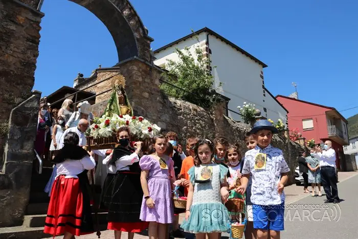 Misa e procesión da Ascensión en Rubiá 2022 (61)