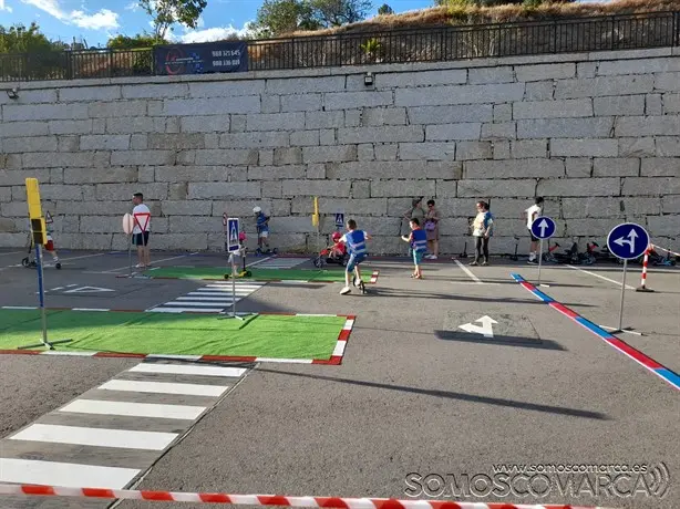 somoscomarca_carballeda_segurdiadvial_actividad_niños_circuito_2022_05_28