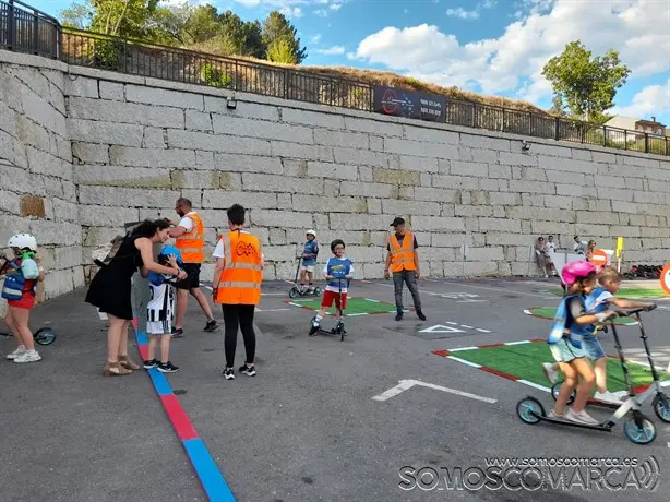 somoscomarca_carballeda_segurdiadvial_actividad_niños_circuito_trafico_2022_05_28