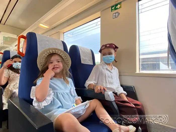 toral en tren llega a vilamartín (41)