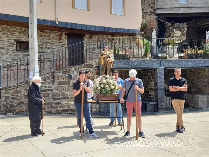 Procesión de San Antonio de Padua en Sobradelo Viejo (5)