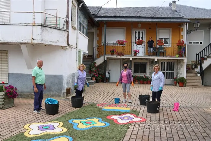 Alfombras de Corpus en  Valdeorras 2022 (18)